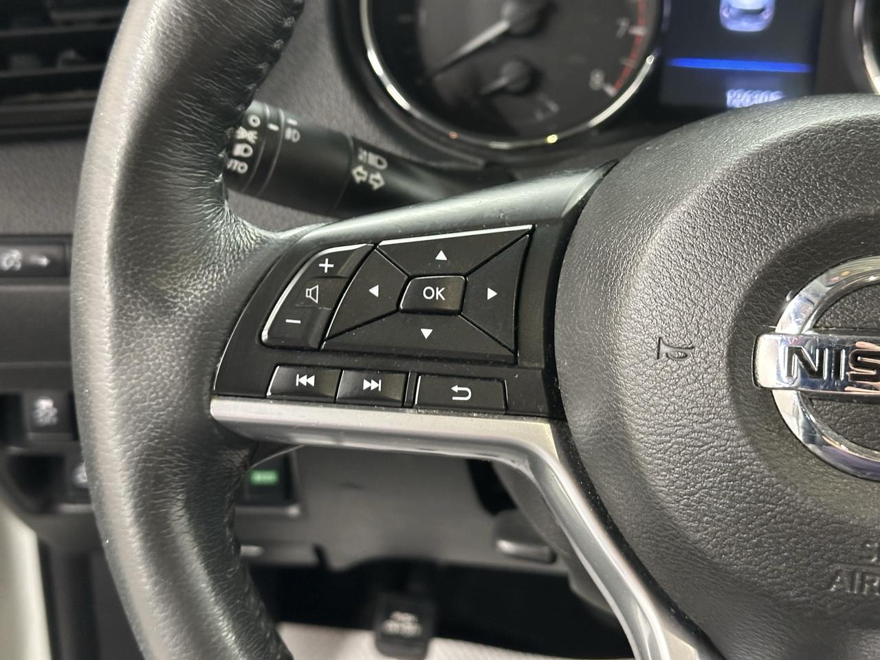 2018 Nissan Rogue AWD SL Photo15