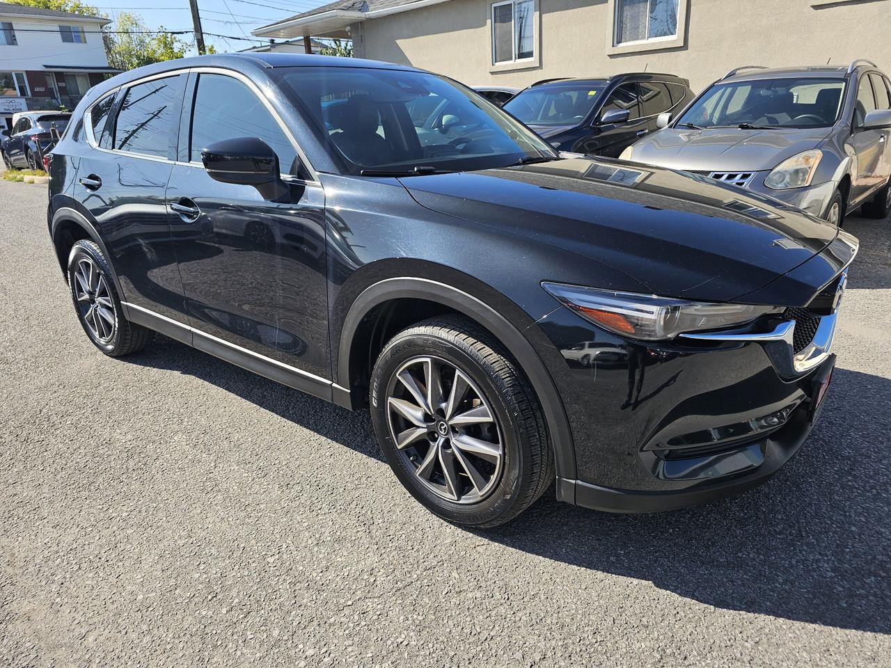 2017 Mazda CX-5 GT, AWD, FULLY FULLY LOADED, 95KM, ONE OWNER Photo