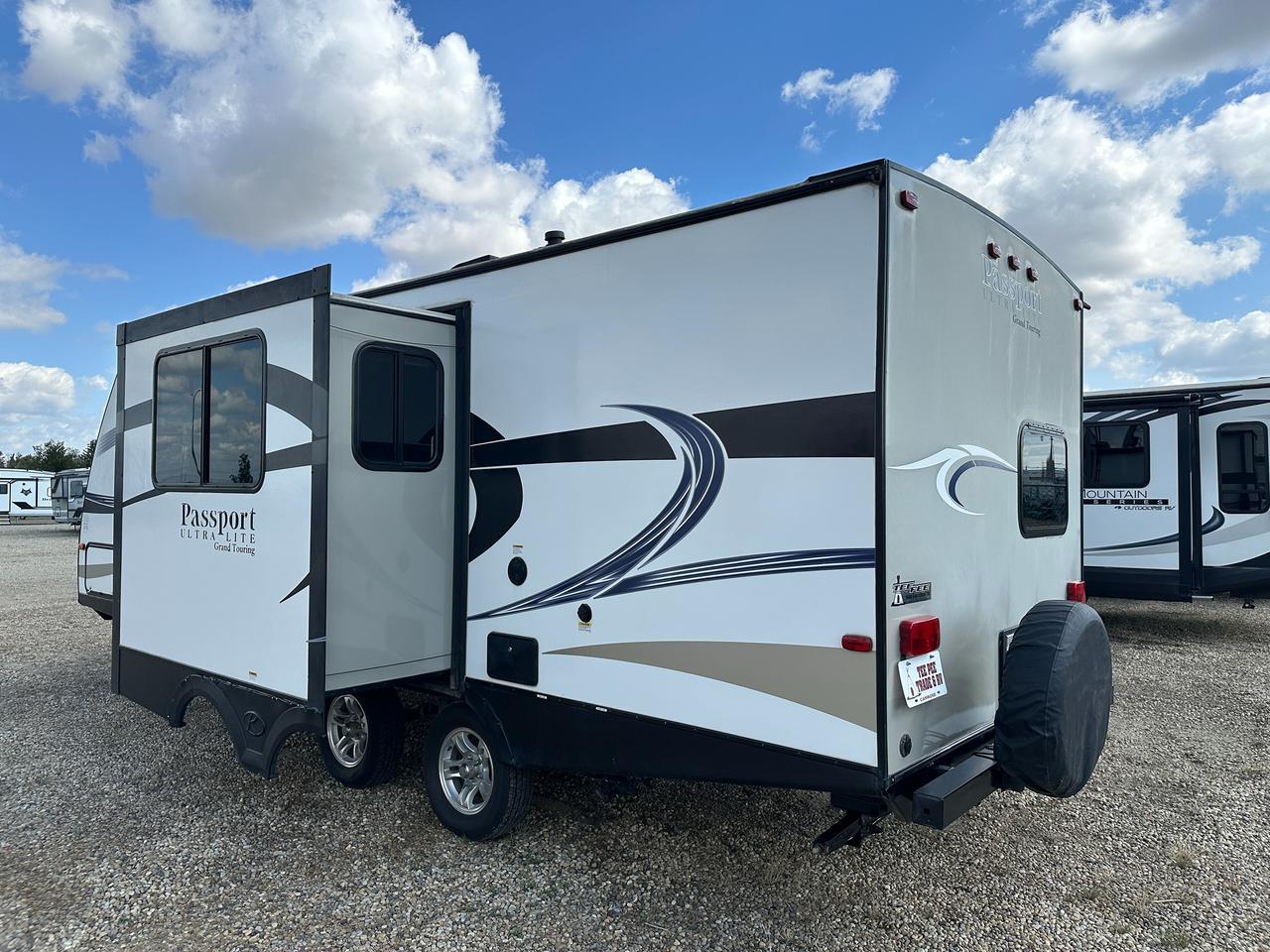 2016 Keystone RV Passport 2400BHWE 
