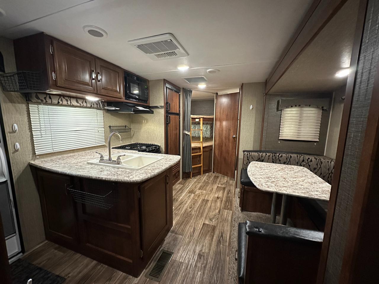 2016 Keystone RV Passport 2400BHWE 
