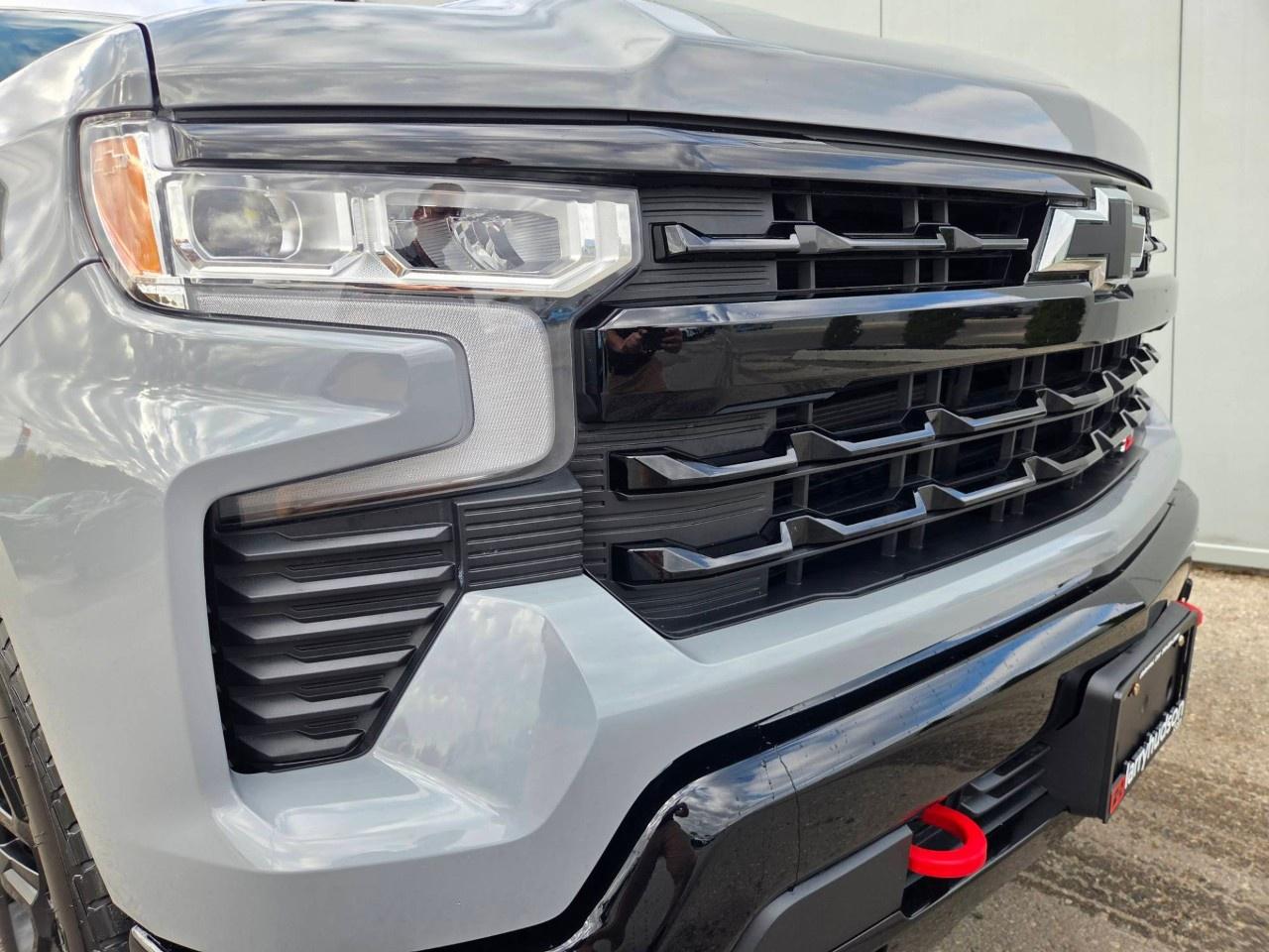 2024 Chevrolet Silverado 1500 Crew Cab Short Box 4-Wheel Drive LT Trail Boss Photo1