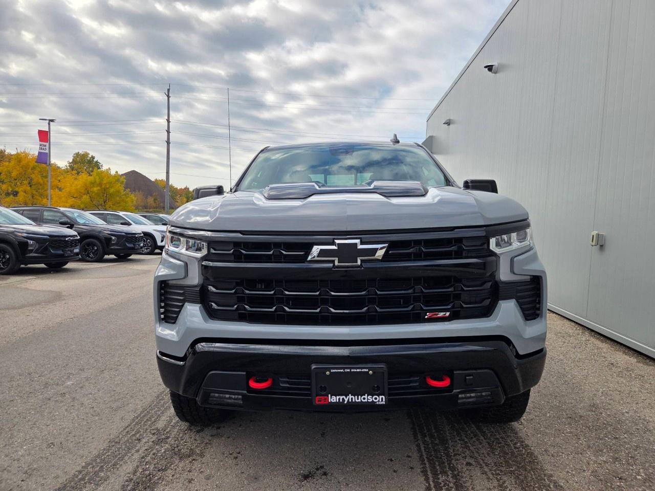 2024 Chevrolet Silverado 1500 Crew Cab Short Box 4-Wheel Drive LT Trail Boss Photo2