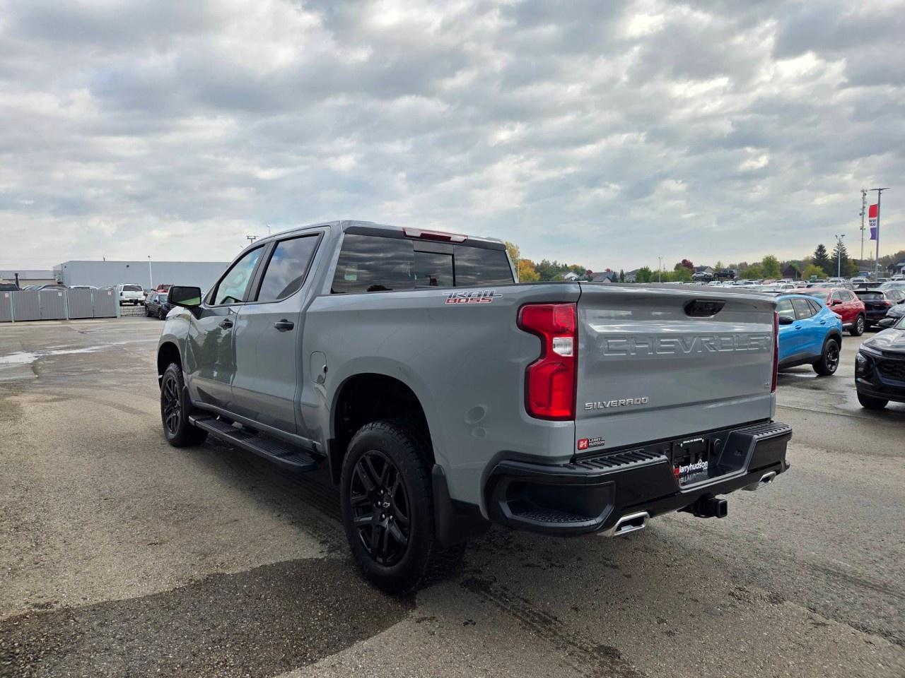 2024 Chevrolet Silverado 1500 Crew Cab Short Box 4-Wheel Drive LT Trail Boss Photo