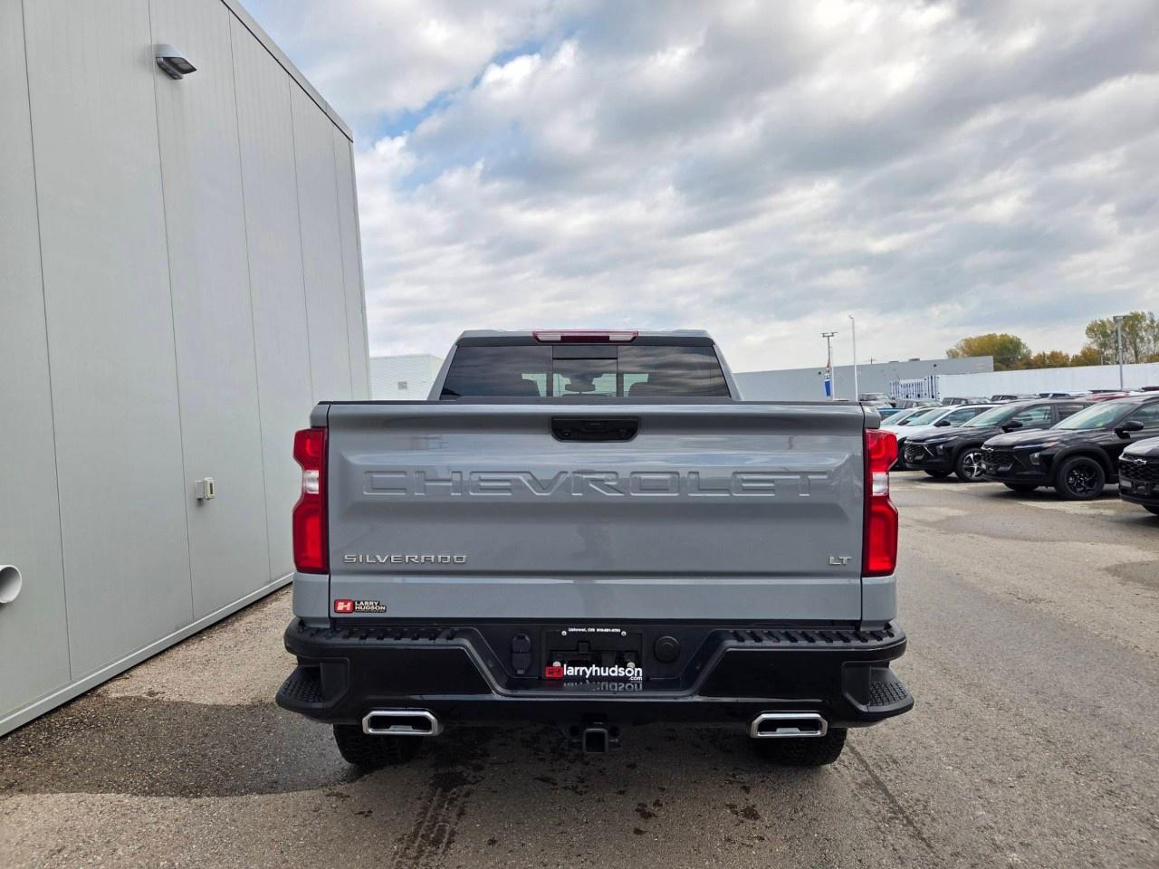 2024 Chevrolet Silverado 1500 Crew Cab Short Box 4-Wheel Drive LT Trail Boss Photo