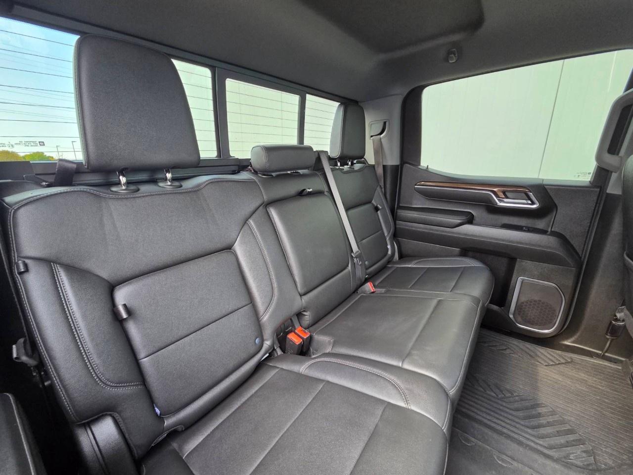 2024 Chevrolet Silverado 1500 Crew Cab Short Box 4-Wheel Drive LT Trail Boss Photo