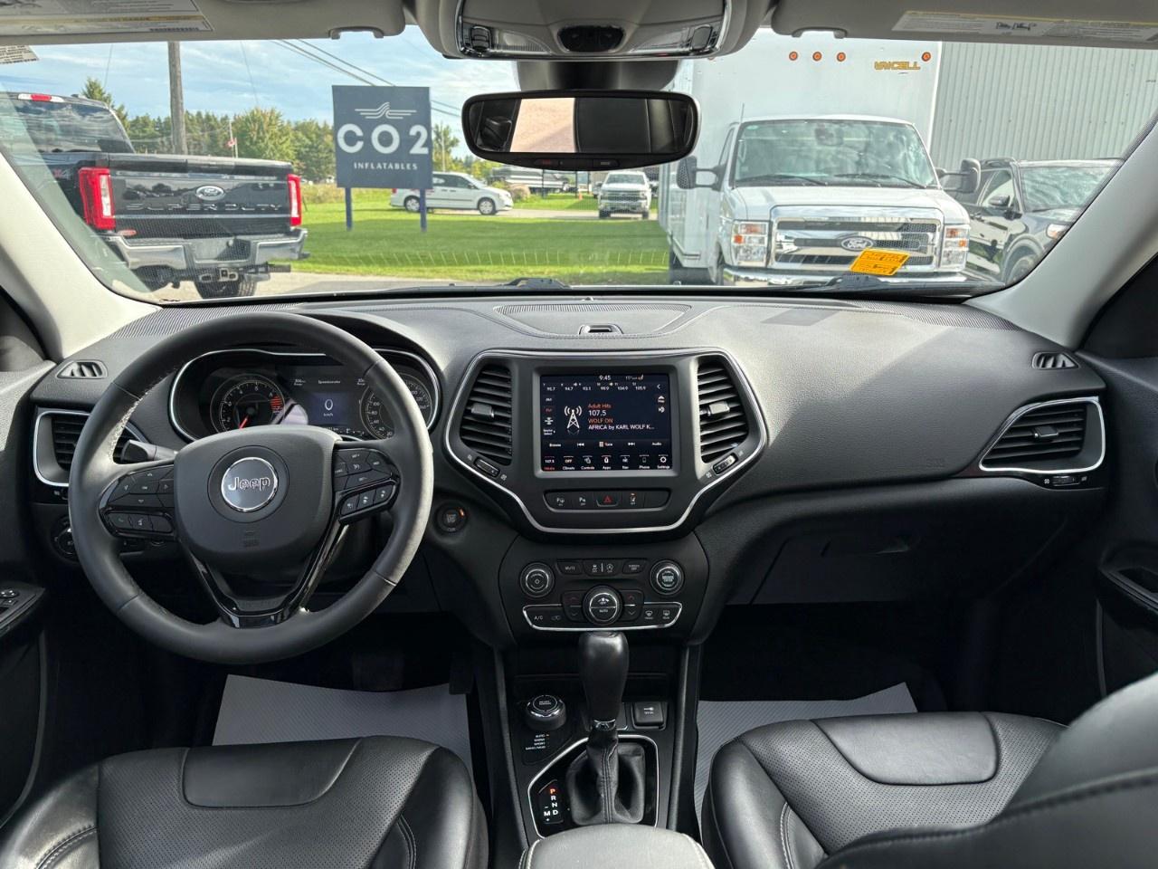 2023 Jeep Cherokee Altitude 4x4 Photo