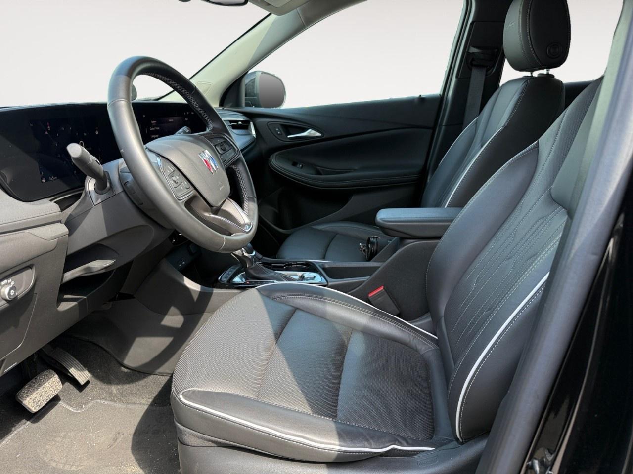 2024 Buick Encore GX Avenir AWD Photo
