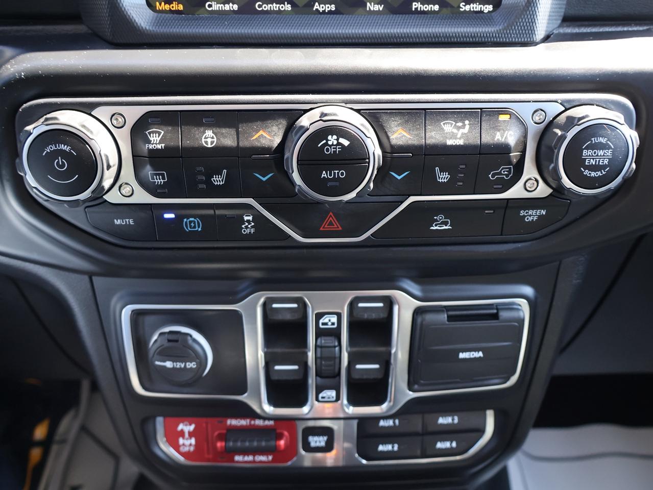 2022 Jeep Wrangler HYBRID UNLIMITED RUBICON 4XE *ACCIDENT FREE*1 OWNER*SERVICE RECORDS* CAMERA NAV BLUETOOTH LEATHER HEATED SEATS CRUISE ALLOYS Photo