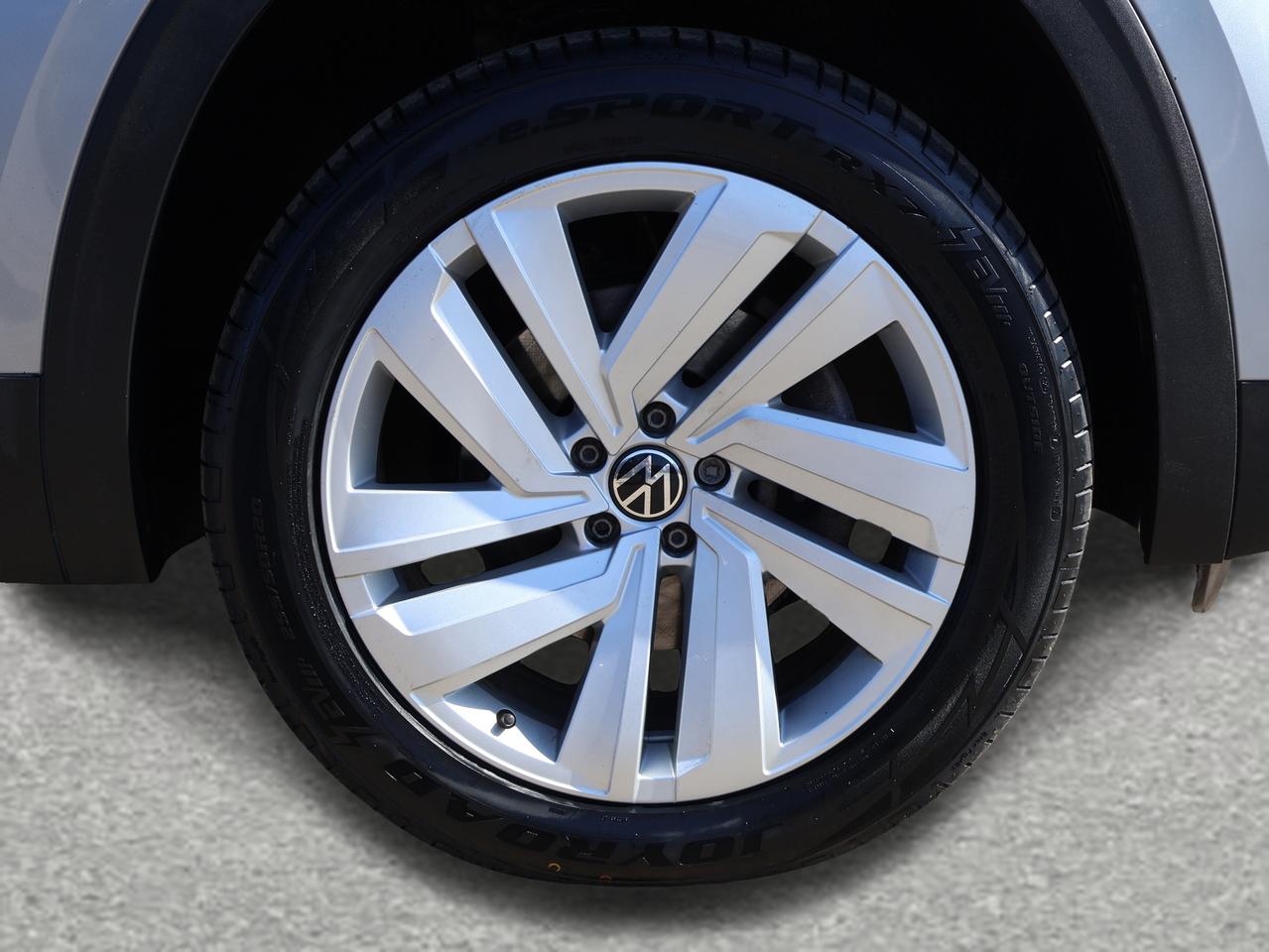 2021 Volkswagen Atlas V6 HIGHLINE 4MOTION *7 SEATES* CAMERA BLUETOOTH LEATHER HEATED SEATS PANO ROOF CRUISE ALLOYS Photo