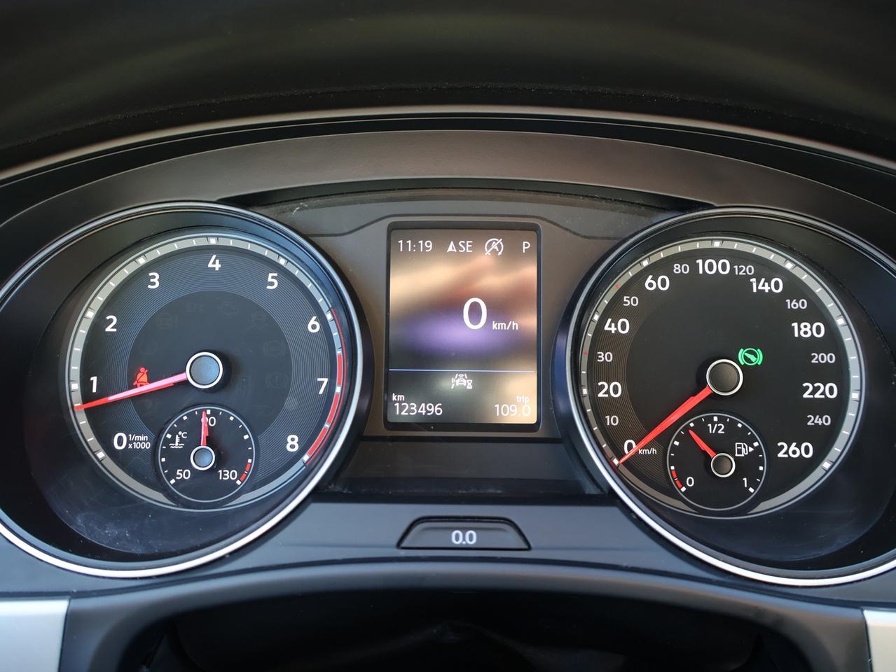 2021 Volkswagen Atlas V6 HIGHLINE 4MOTION *7 SEATES* CAMERA BLUETOOTH LEATHER HEATED SEATS PANO ROOF CRUISE ALLOYS Photo