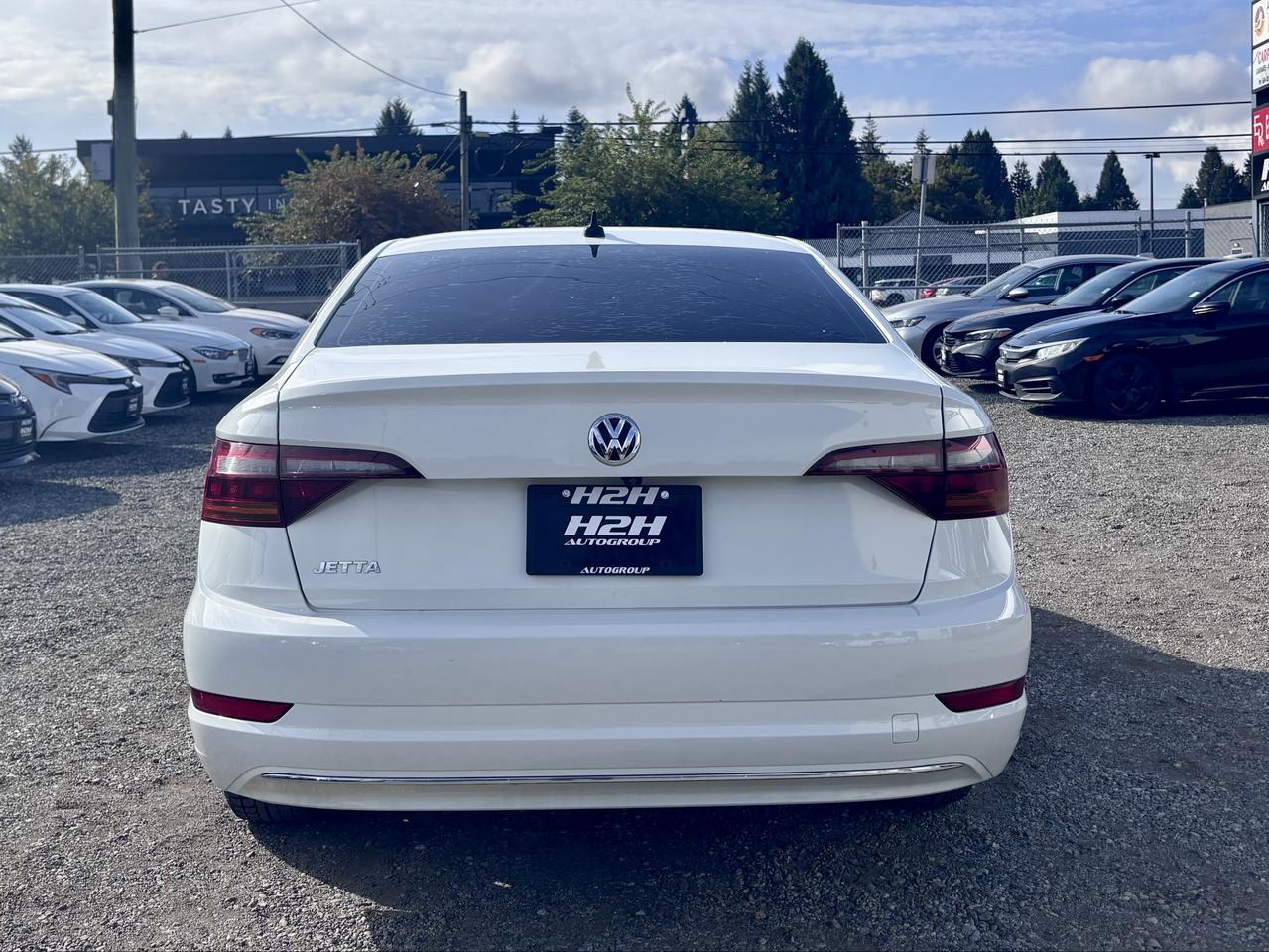 2019 Volkswagen Jetta FINANCING AVAILABLE Photo6