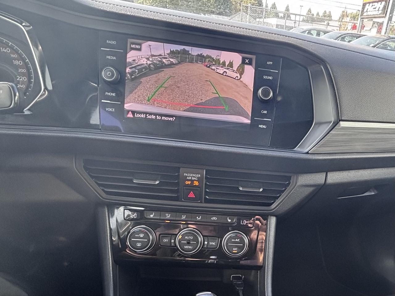 2019 Volkswagen Jetta FINANCING AVAILABLE Photo13