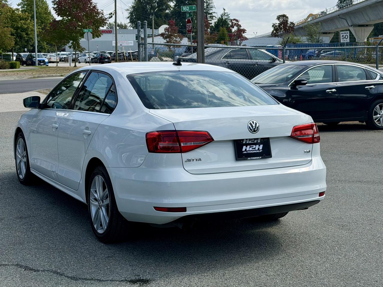 2015 Volkswagen Jetta FINANCING AVAILABLE Photo8