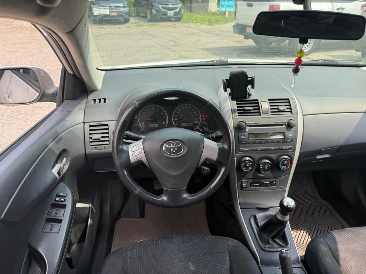 2009 Toyota Corolla S Photo