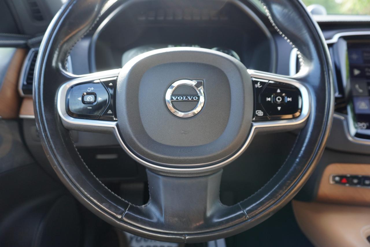 2016 Volvo XC90 DEALER SERVICED / LOCAL TRADE / INSCRIPTION / BOWERS WILKINS / AWD Photo