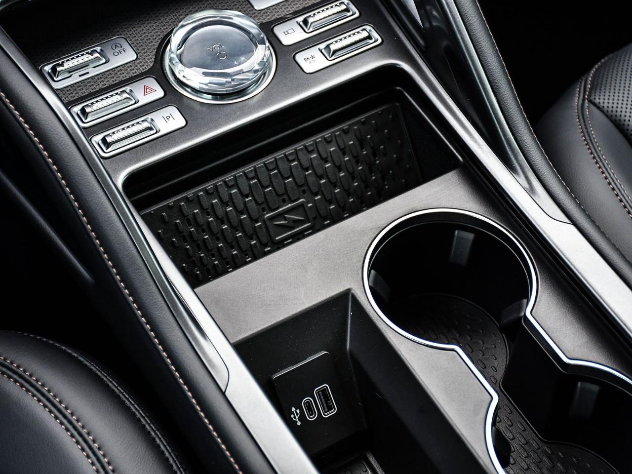 2026 Lincoln Nautilus Premiere AWD Photo