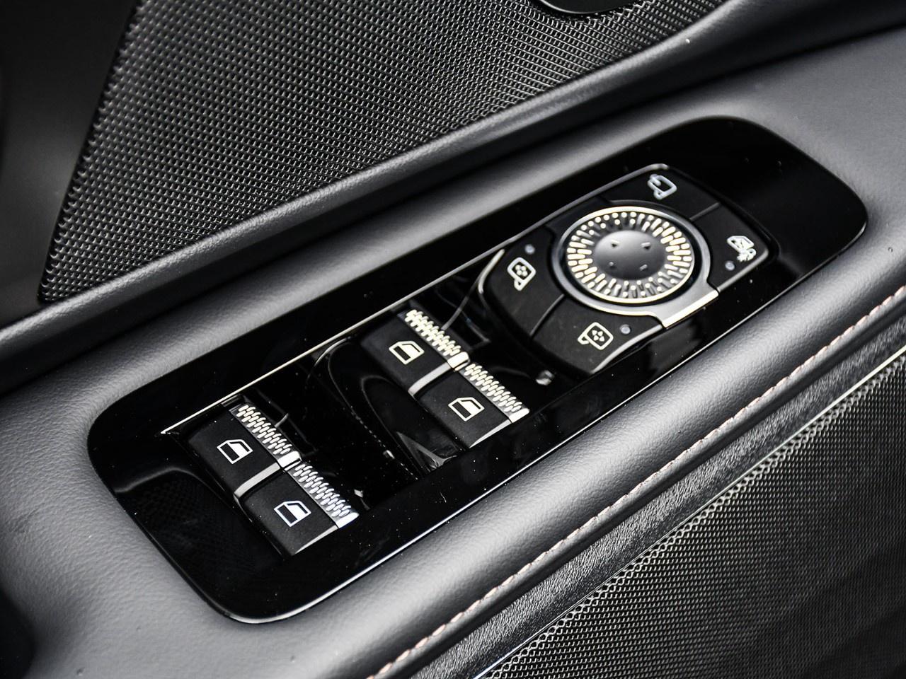 2026 Lincoln Nautilus Reserve AWD Photo