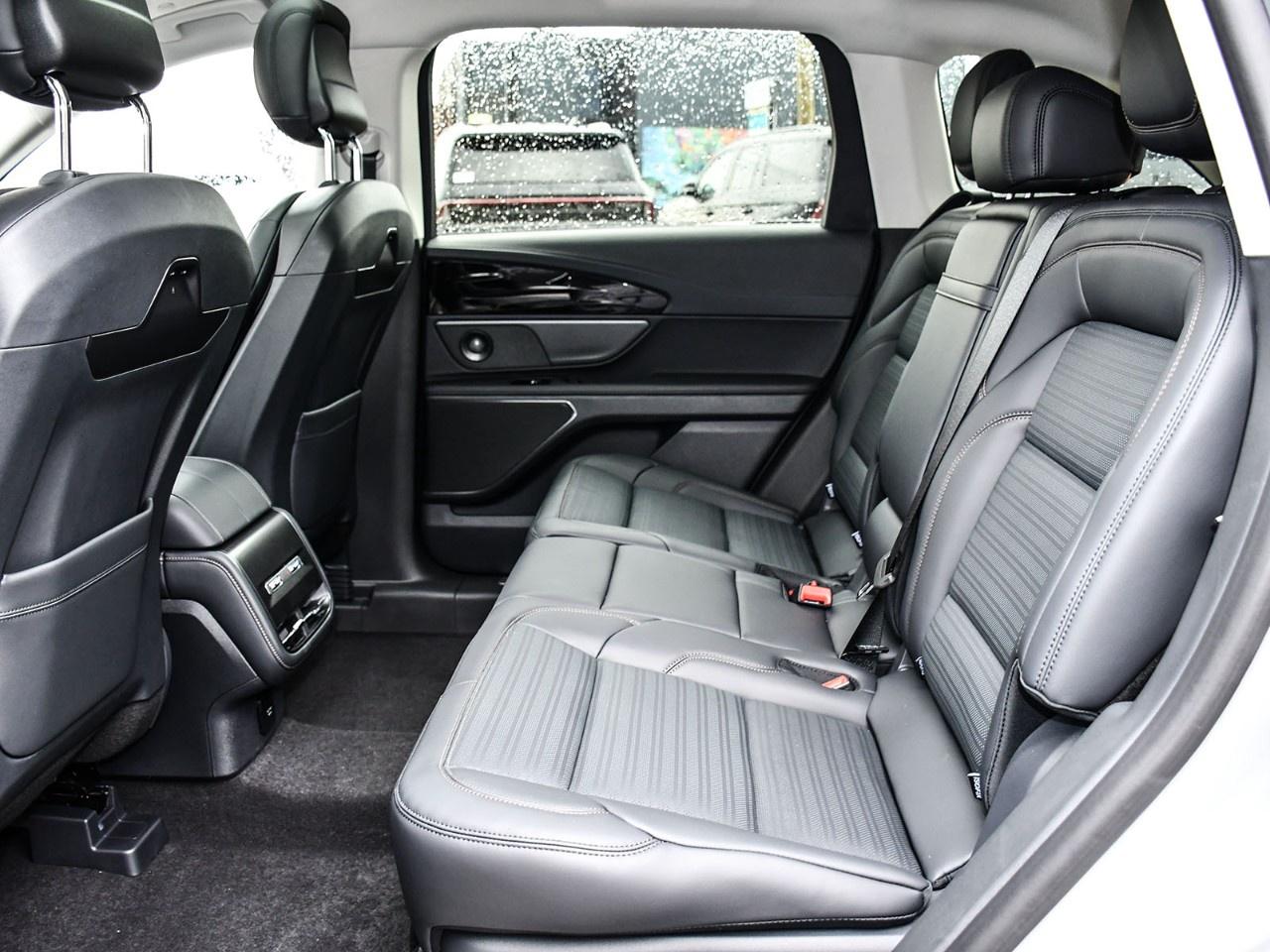 2026 Lincoln Nautilus Reserve AWD Photo