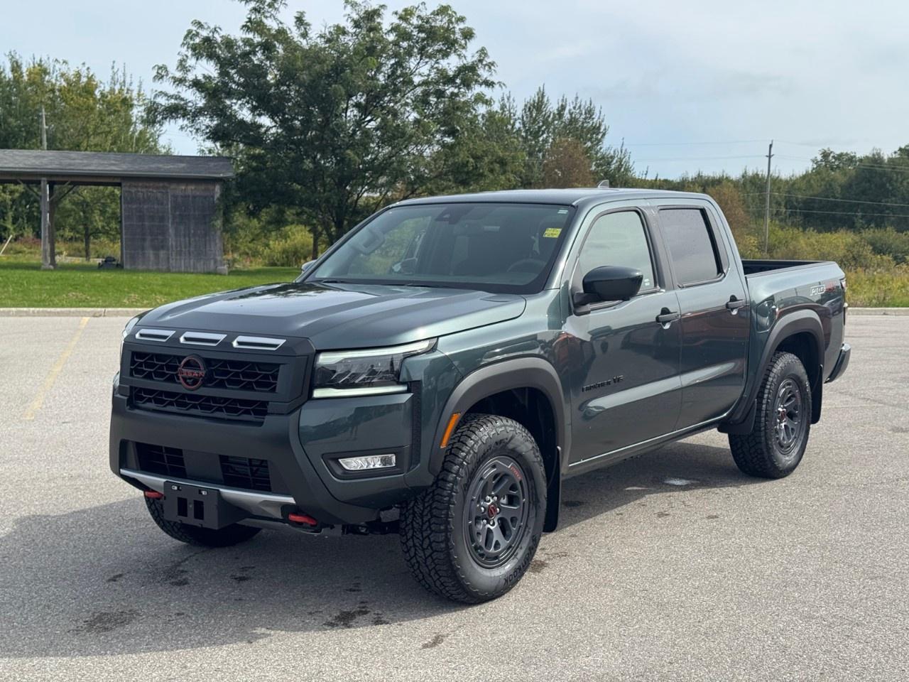 2027 Nissan Frontier Crew Cab 4x4 PRO-4X Photo