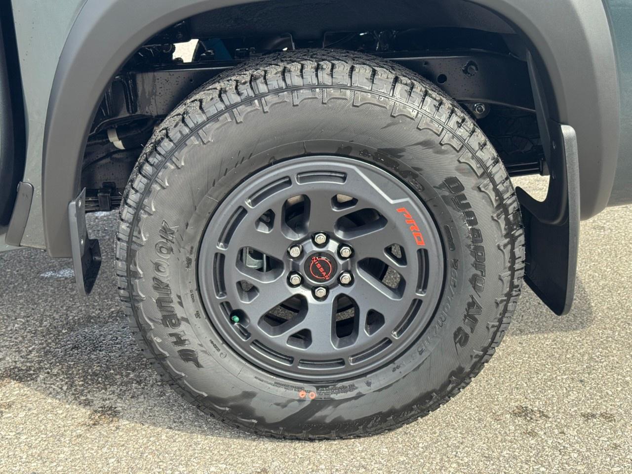 2027 Nissan Frontier Crew Cab 4x4 PRO-4X Photo