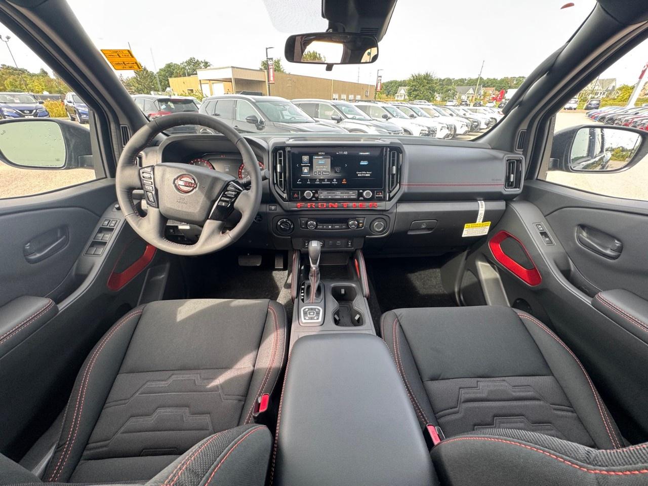 2027 Nissan Frontier Crew Cab 4x4 PRO-4X Photo