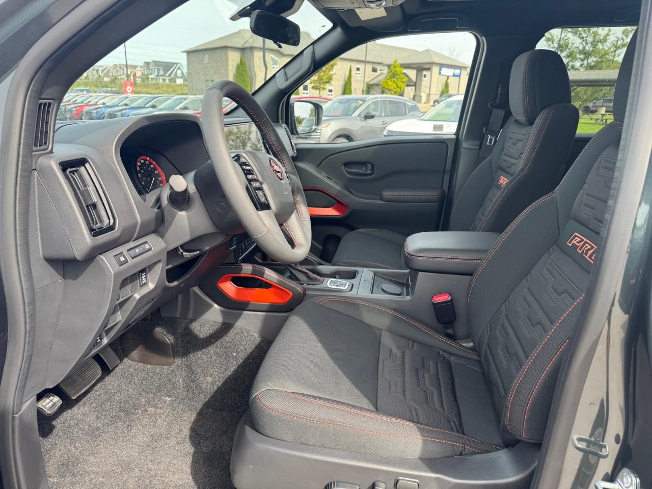 2027 Nissan Frontier Crew Cab 4x4 PRO-4X Photo