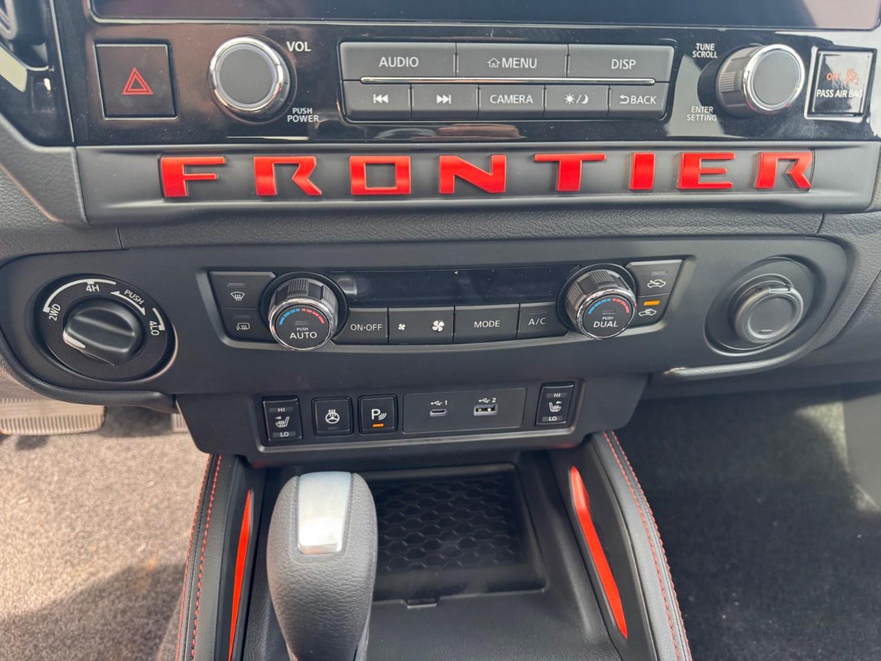 2027 Nissan Frontier Crew Cab 4x4 PRO-4X Photo