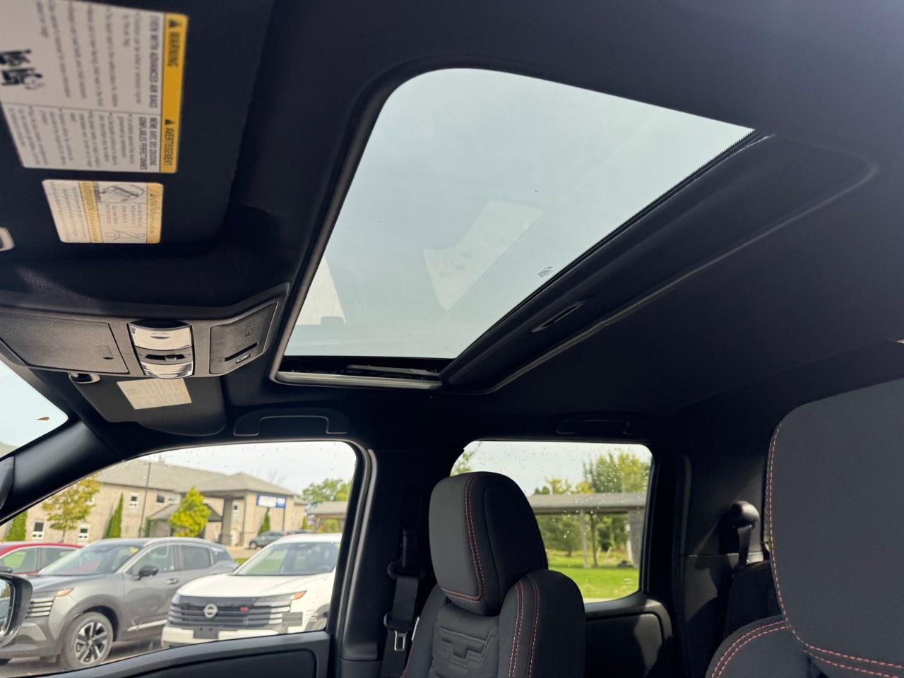 2027 Nissan Frontier Crew Cab 4x4 PRO-4X Photo