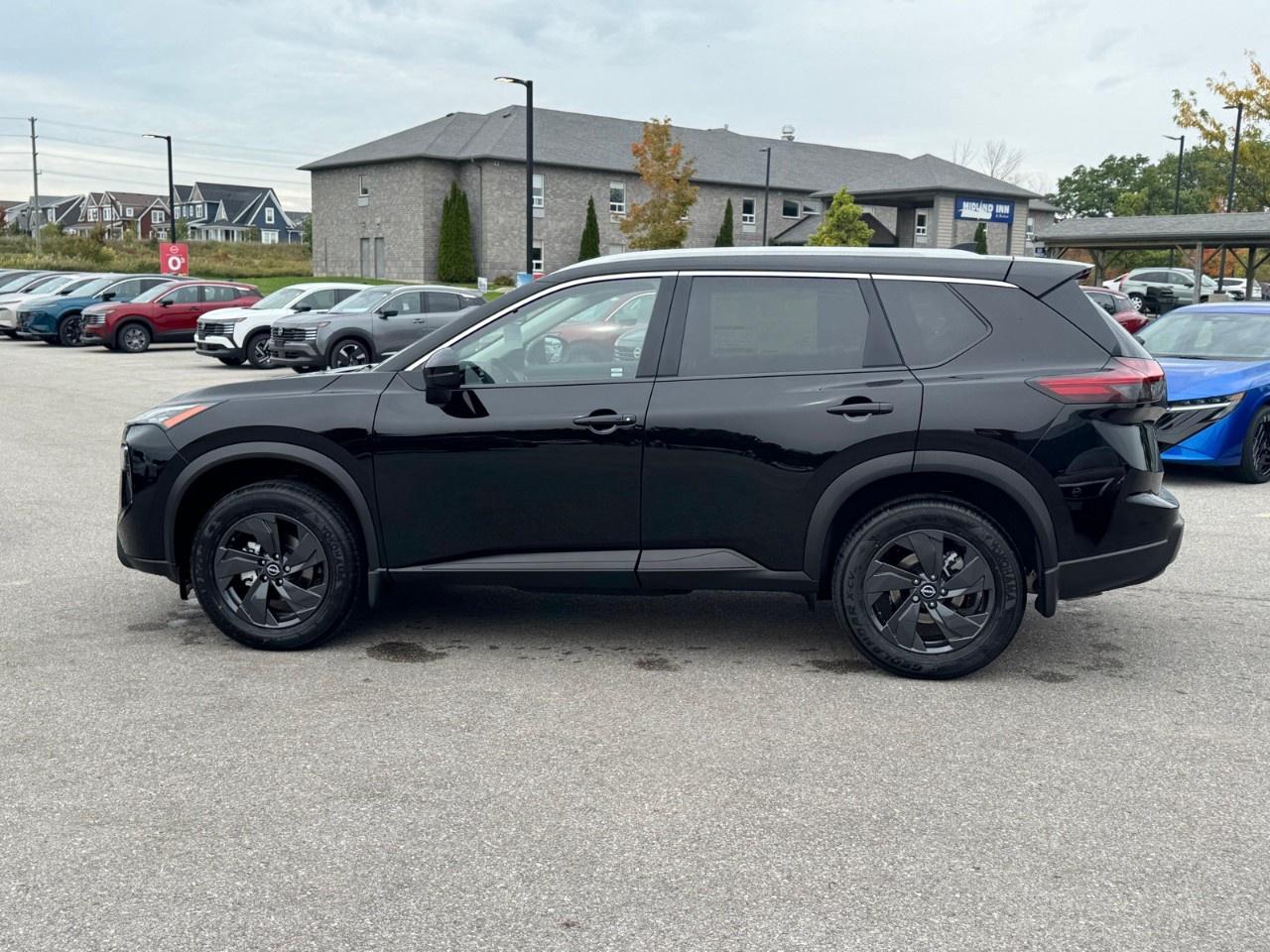 2026 Nissan Rogue AWD SV Moonroof Photo