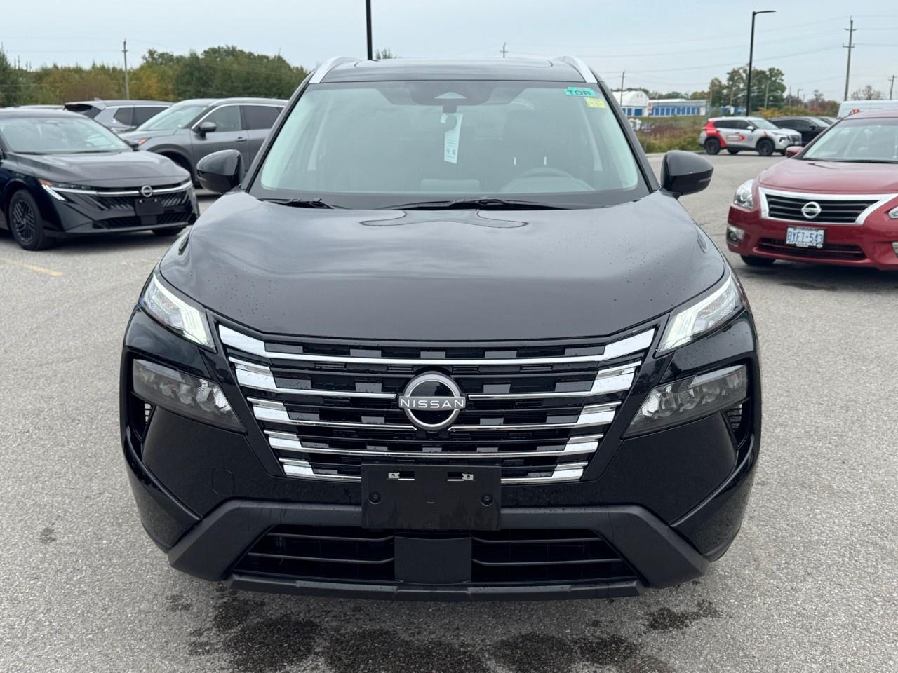 2026 Nissan Rogue AWD SV Moonroof Photo