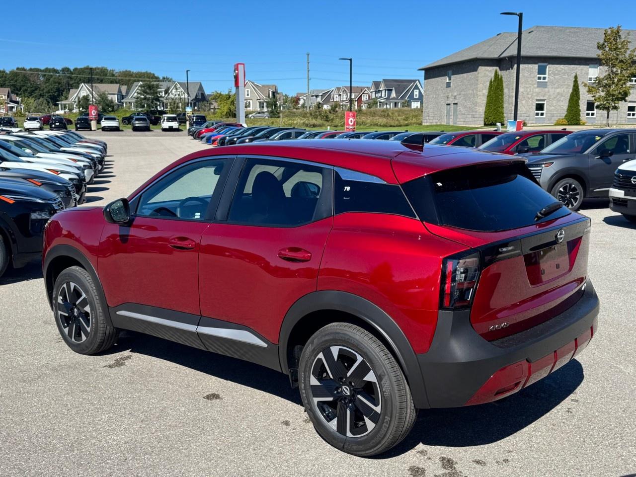 2027 Nissan Kicks SV AWD Photo