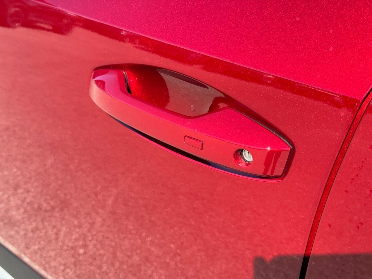 2027 Nissan Kicks SV AWD Photo