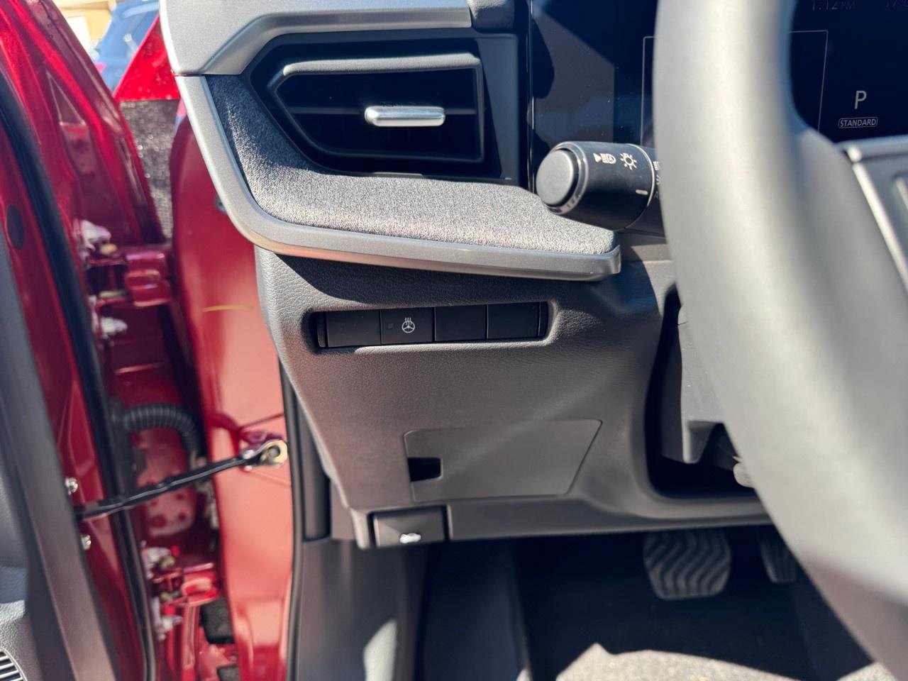 2027 Nissan Kicks SV AWD Photo