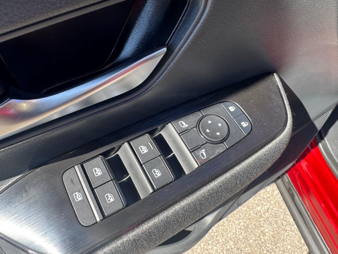 2027 Nissan Kicks SV AWD Photo
