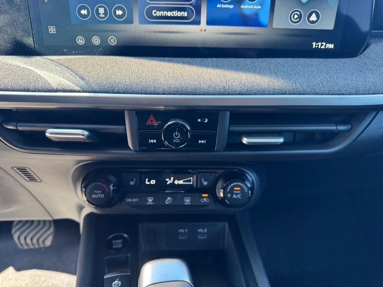 2027 Nissan Kicks SV AWD Photo
