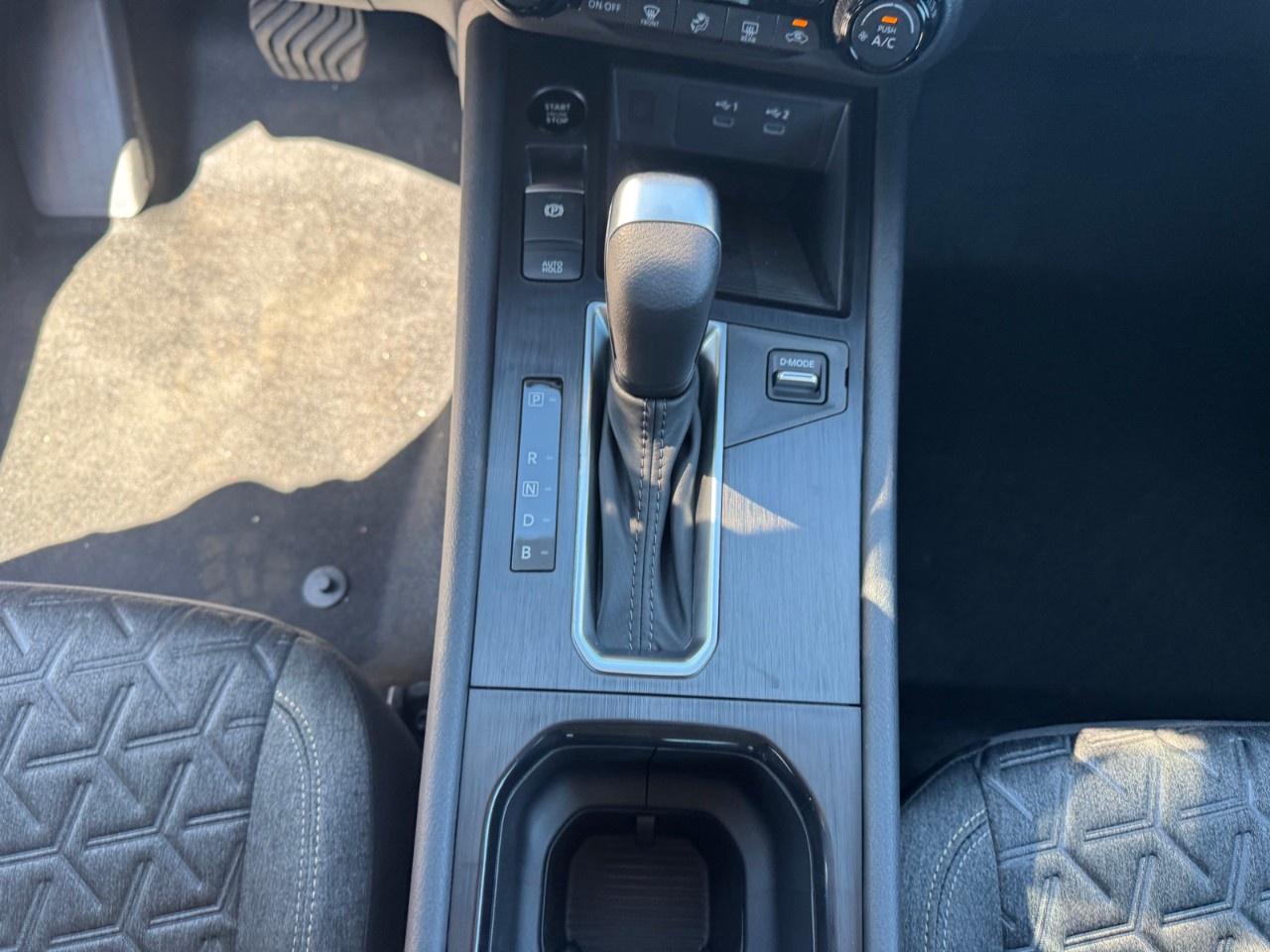 2027 Nissan Kicks SV AWD Photo
