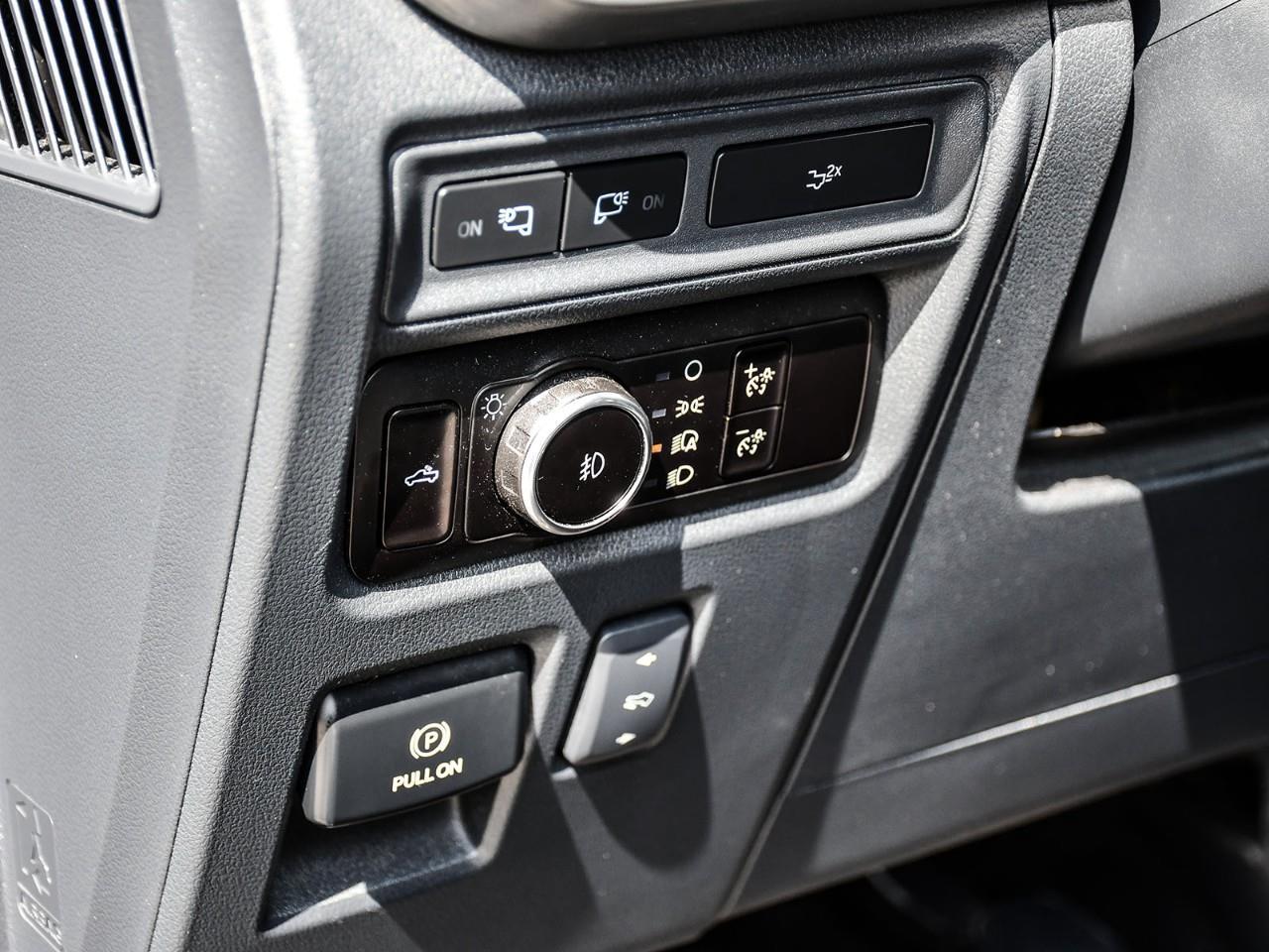 2023 Ford F-150 Lariat NAV | HTD & COOLED SEATS | MAX TRAILER TOW | ADAPTIVE CRUISE Photo