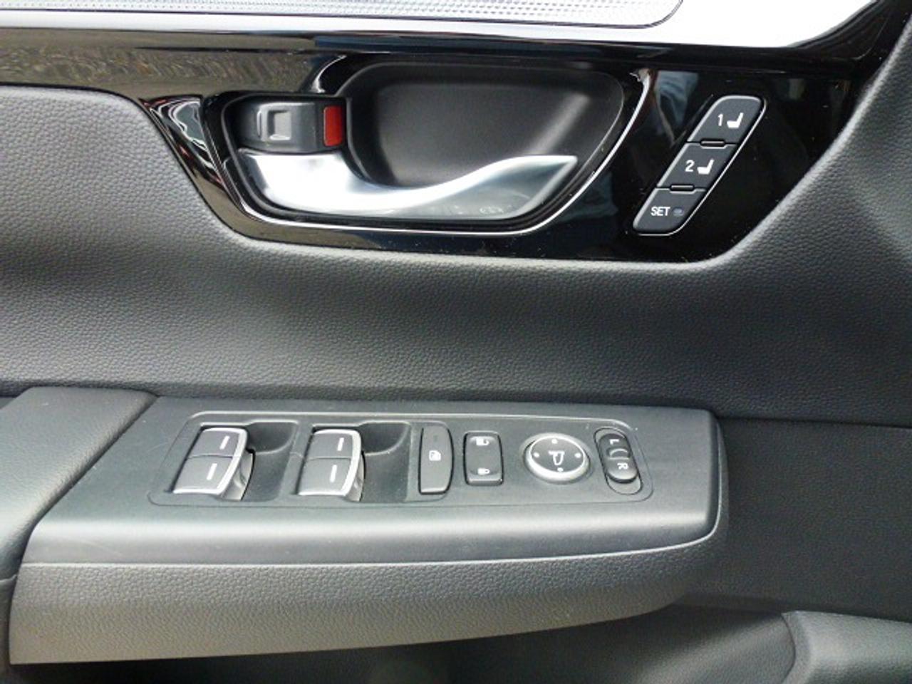 2023 Honda CR-V EX-L Photo