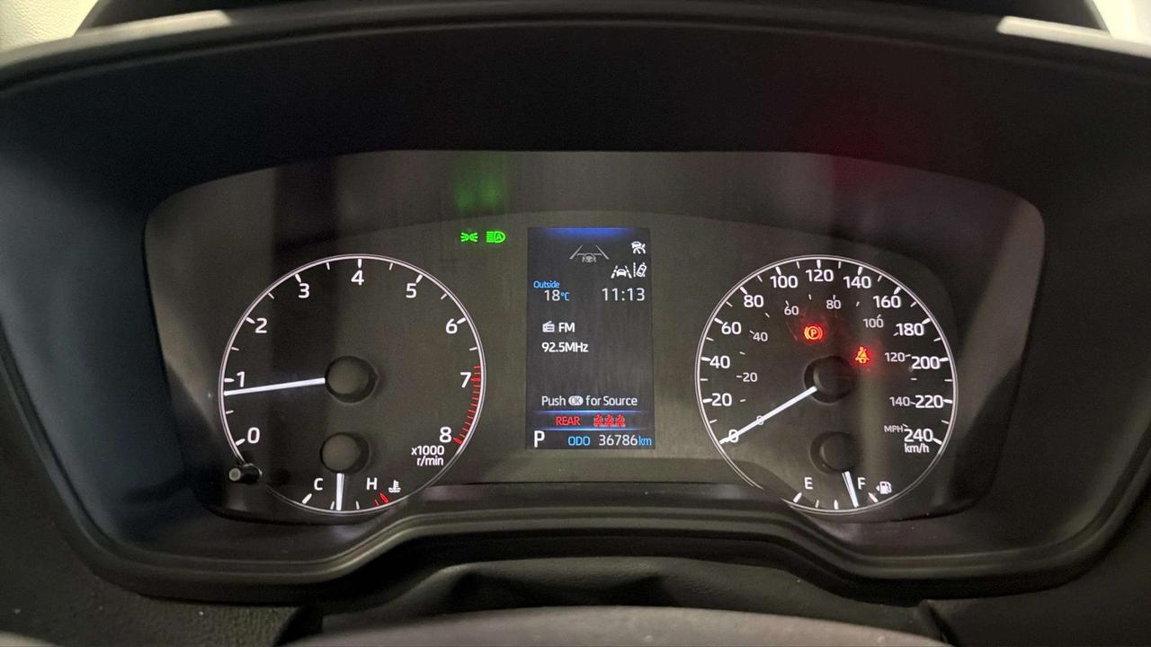 2025 Toyota Corolla LE| CLEAN CARFAX| HTD SEATS| BLIND SPOT| CARPLAY Photo