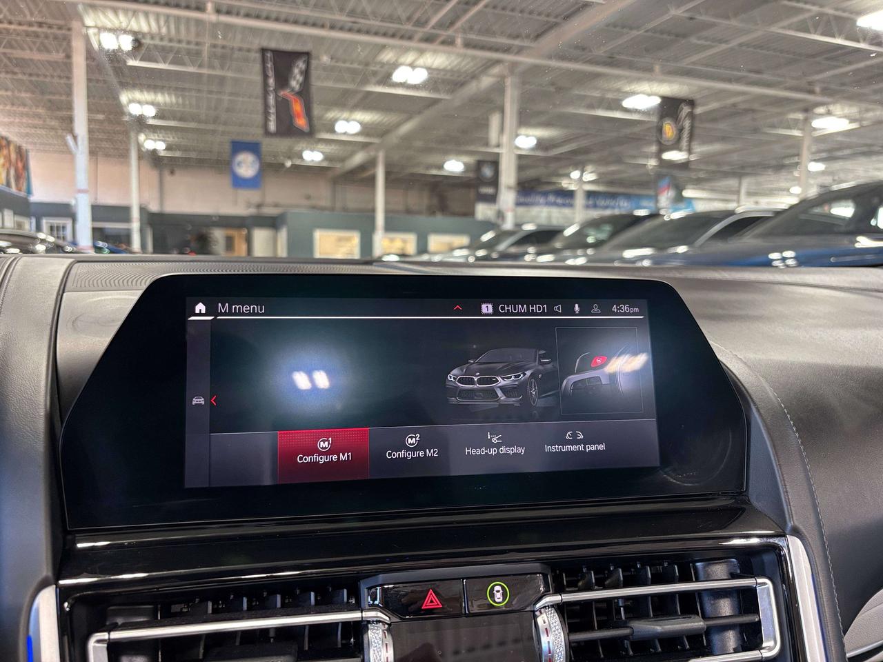 2020 BMW M8 CABRIOLET|AWD|V8TWINTURBO|CARBON|BOWERSWILKINS|HUD Photo