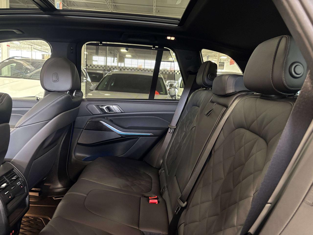 2026 BMW X5 M60i xDrive|NO LUX TAX|CARBON|HEADSUP|CLUSTERNAV|+ Photo