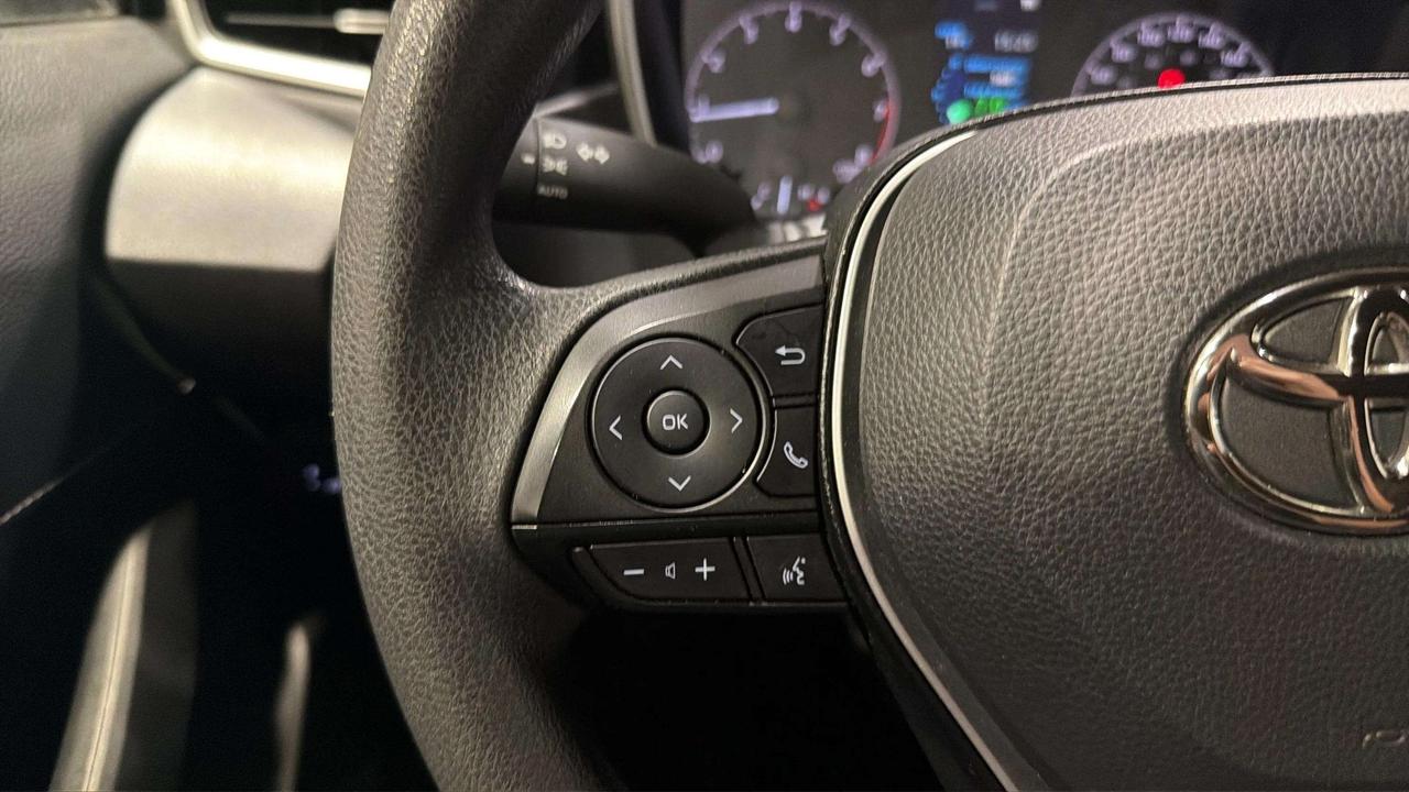 2025 Toyota Corolla SE| CLEAN CARFAX| 1 OWNER| TOYOTA SENSE| CARPLAY Photo