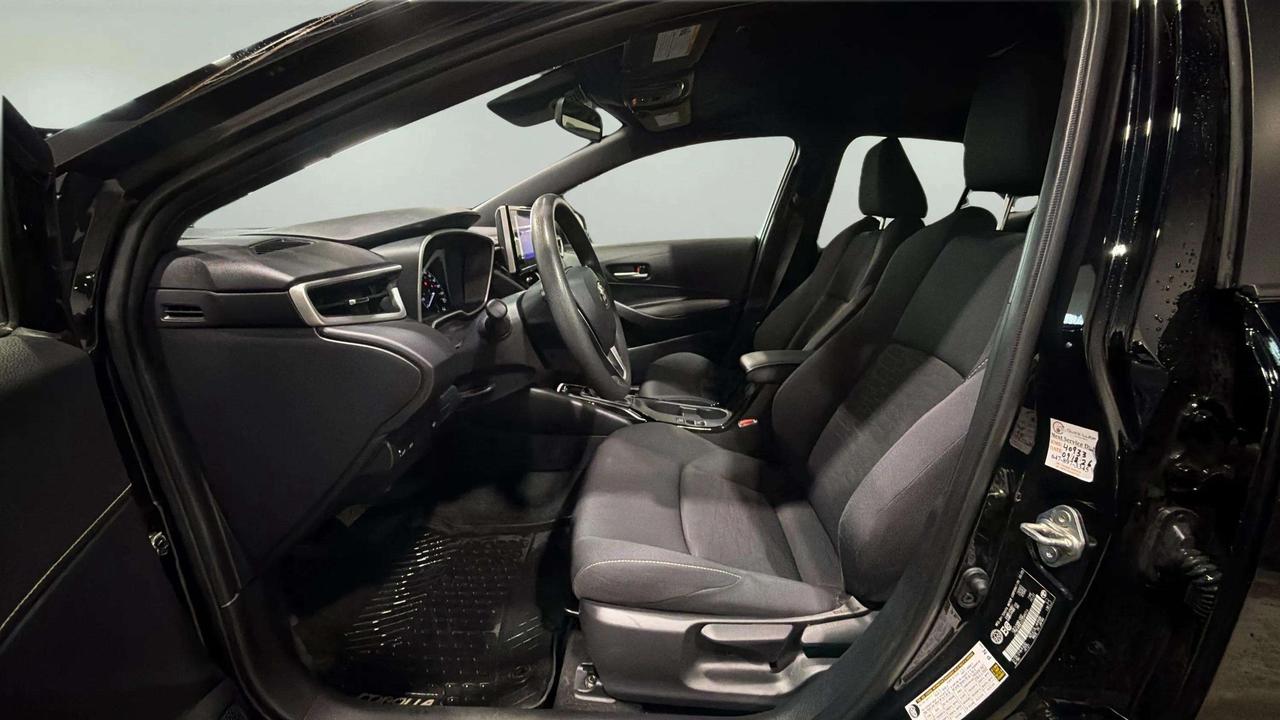2025 Toyota Corolla SE| CLEAN CARFAX| 1 OWNER| TOYOTA SENSE| CARPLAY Photo