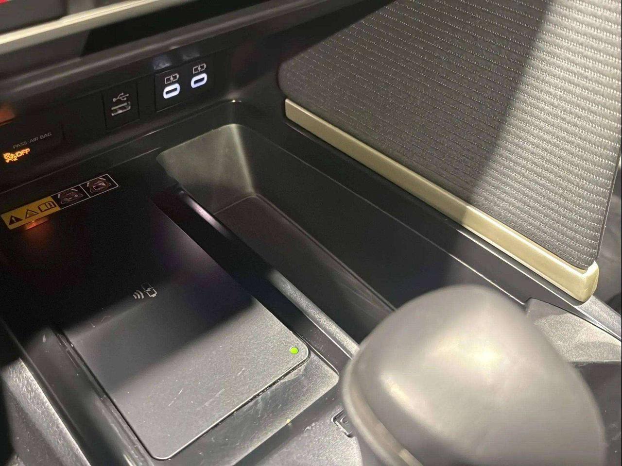2025 Toyota Camry SE HYBRID AWD | ADAP CRUISE | BSW | LANE ASST Photo