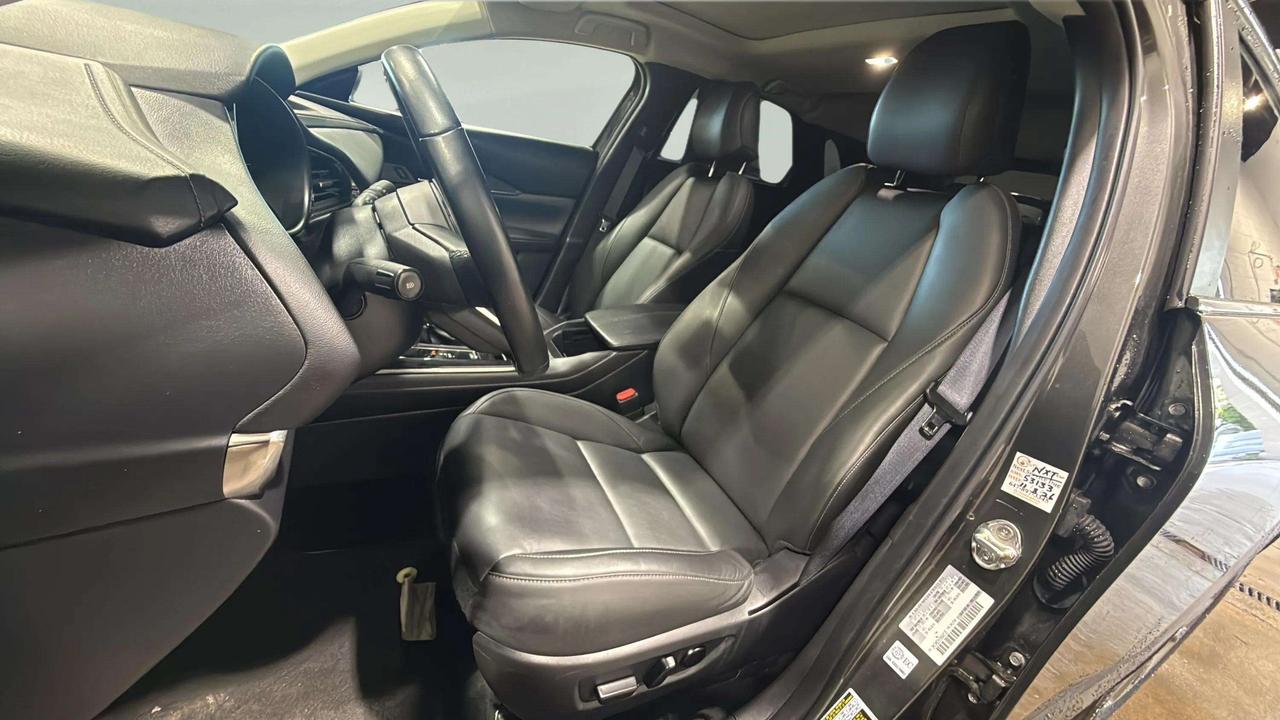 2025 Mazda CX-30 GS| CLEAN CARFAX| LEATHER| HTD SEATS| CARPLAY Photo