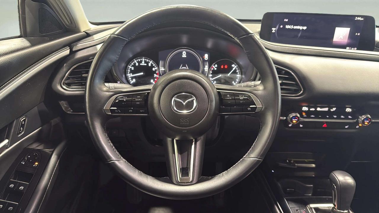 2025 Mazda CX-30 GS| CLEAN CARFAX| LEATHER| HTD SEATS| CARPLAY Photo
