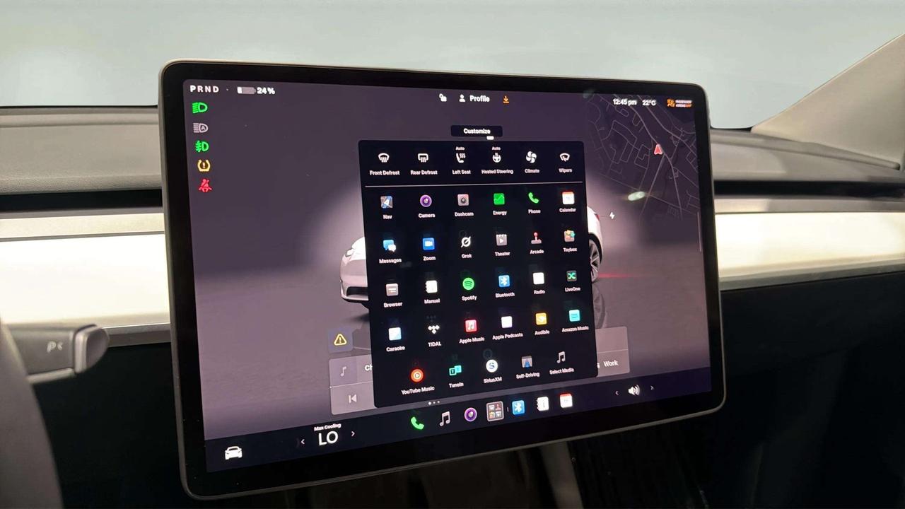 2024 Tesla Model Y LONG RANGE| AWD| LEATHER| PANO| NAVI| AUTOPILOT Photo