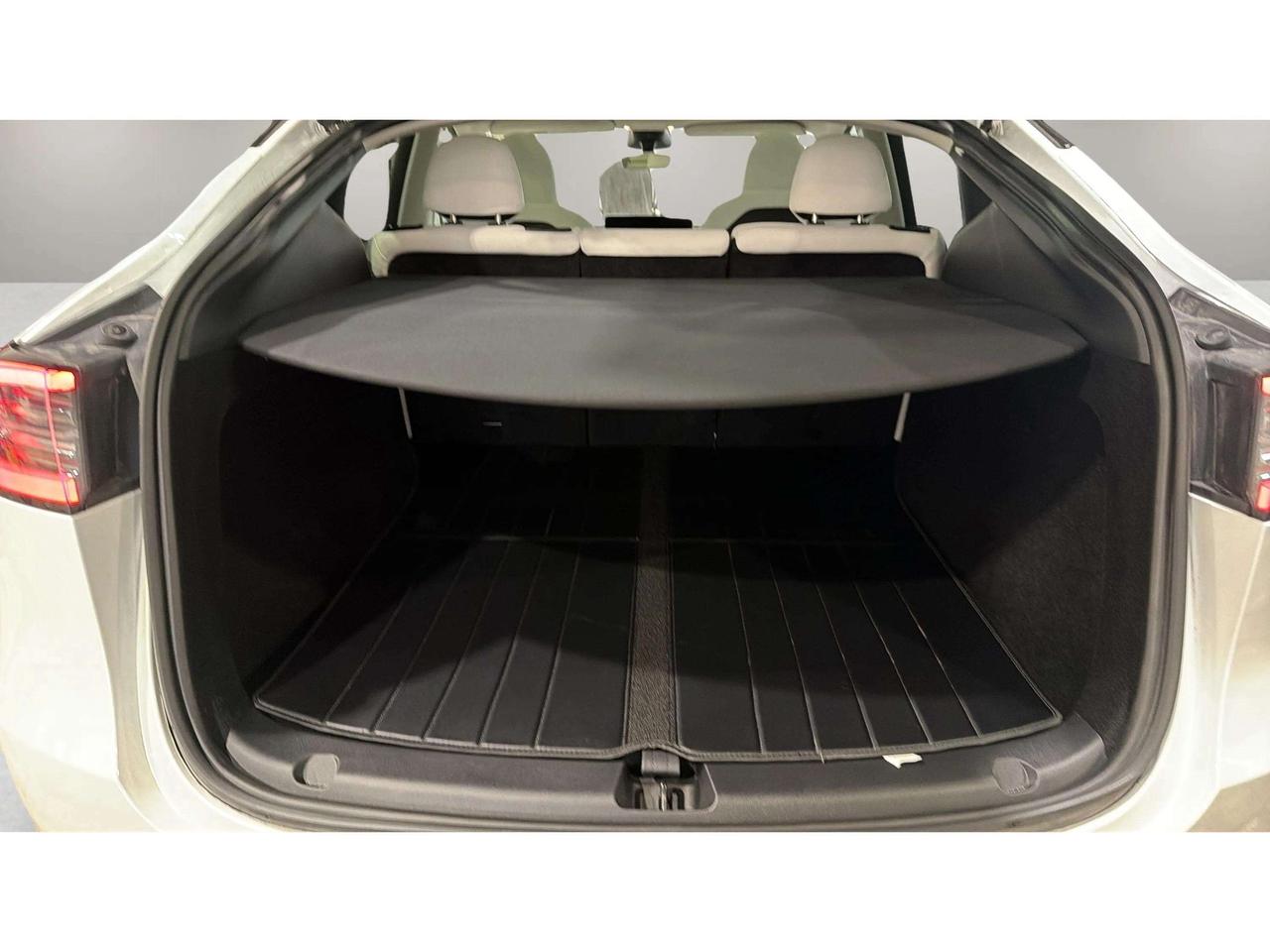 2024 Tesla Model Y LONG RANGE| AWD| LEATHER| PANO| NAVI| AUTOPILOT Photo
