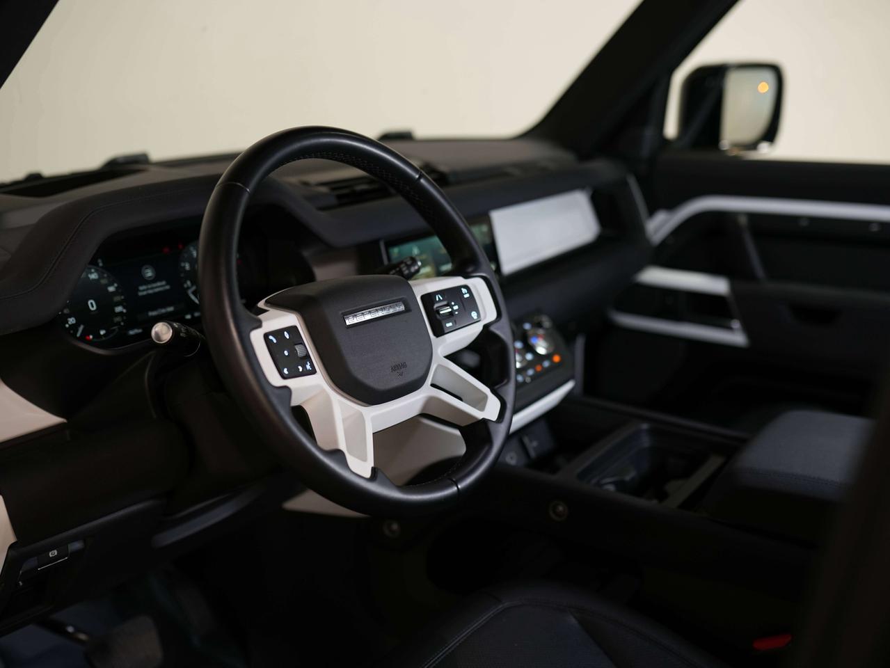 2023 Land Rover Defender S | P300 | 7 PASS | MERIDIAN | 20 IN Photo