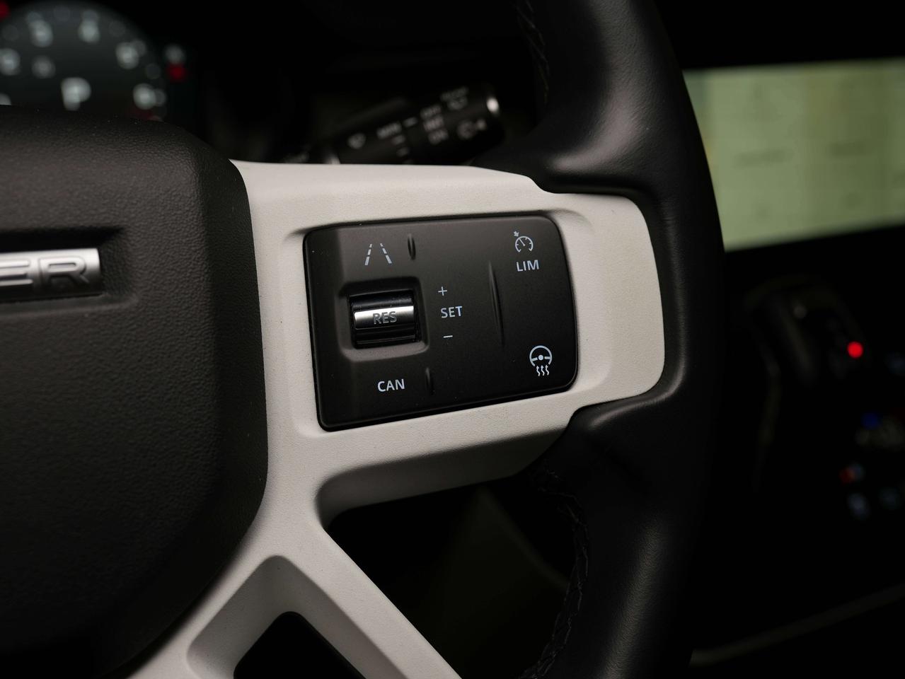 2023 Land Rover Defender S | P300 | 7 PASS | MERIDIAN | 20 IN Photo